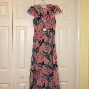 Maxi! Boutique style.